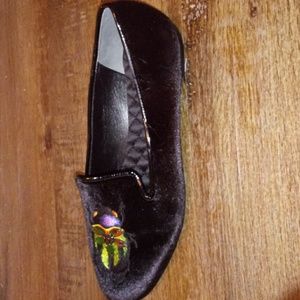 A tory burch black flat